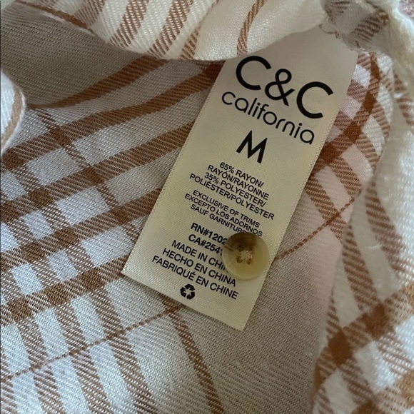 (2) C&C California Fall Plaid Button Down & Gauzy Cotton Top Bundle - Picture 6 of 10